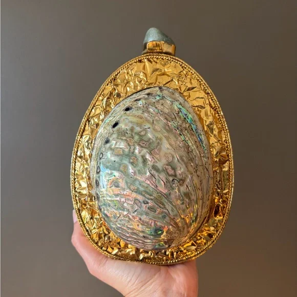 Elegant Gold and Iridescent Shell Women's Bag - Picture 2 of 7